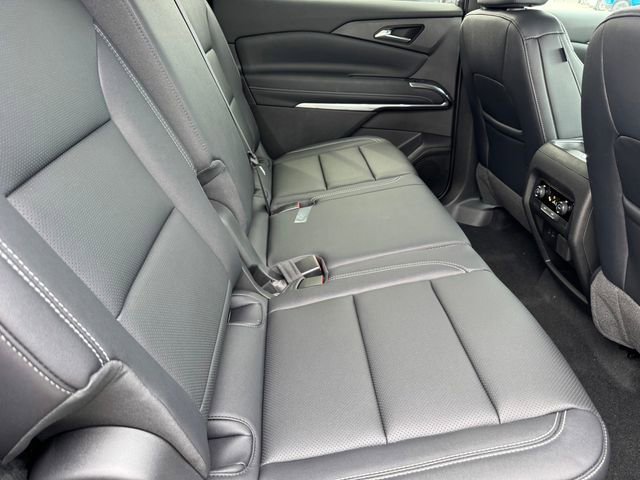 New 2026 Chevrolet Traverse LT w/ Midnight/Sport Edition FWD image 9