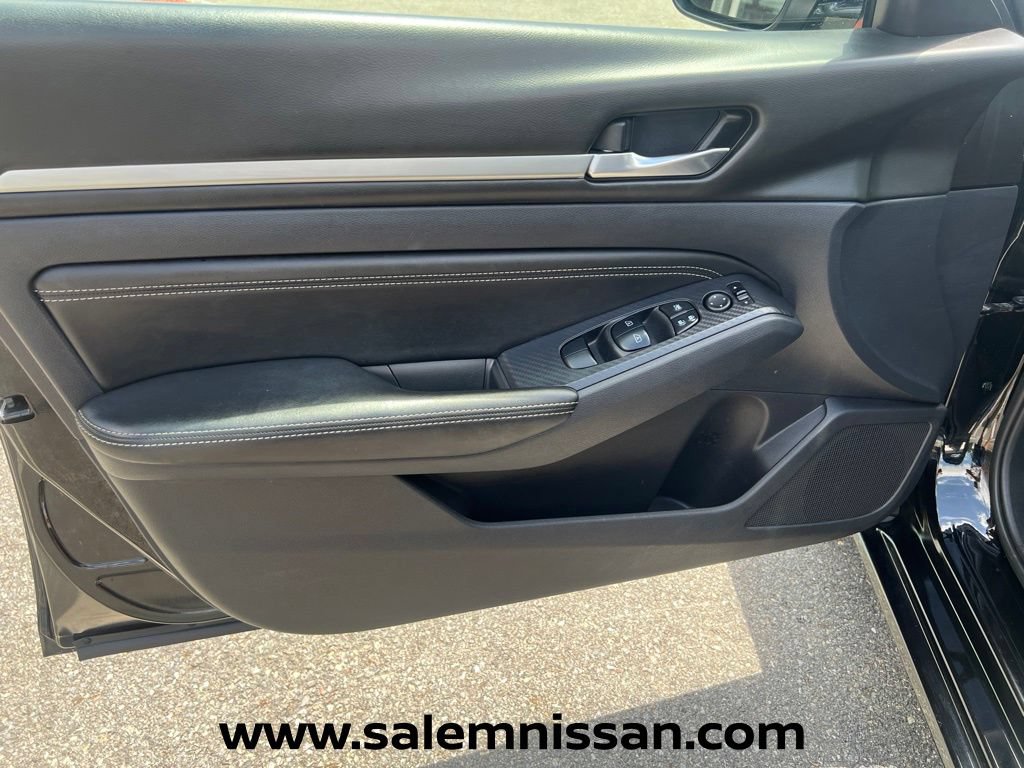 Used 2019 Nissan Altima 2.5 SV FWD image 17