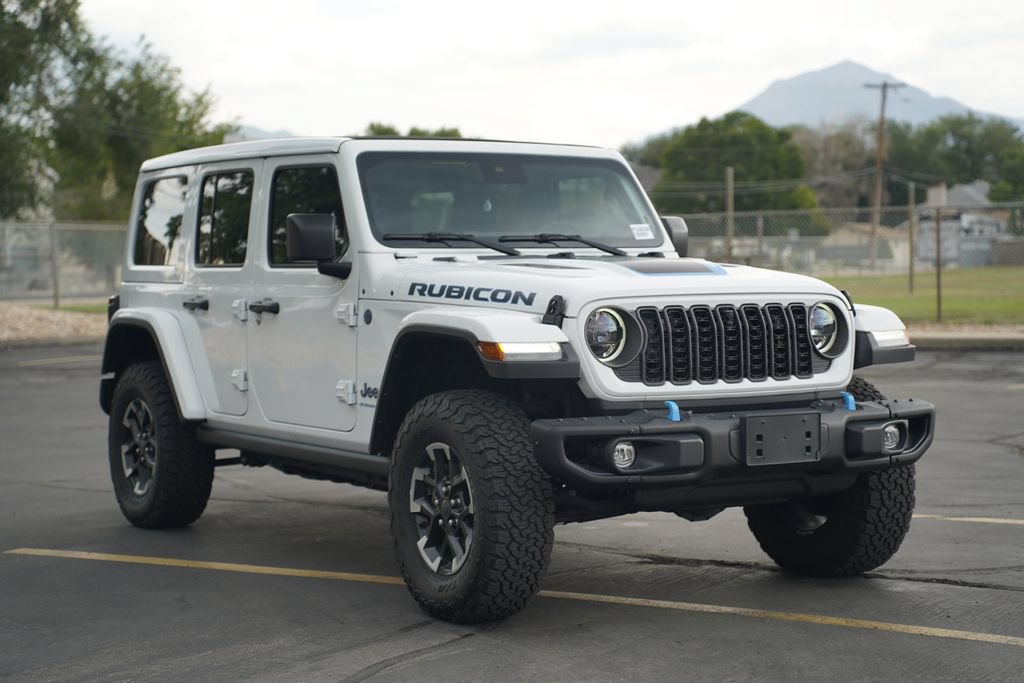 Used 2024 Jeep Wrangler Unlimited Rubicon 4xe AWD/4WD image 7