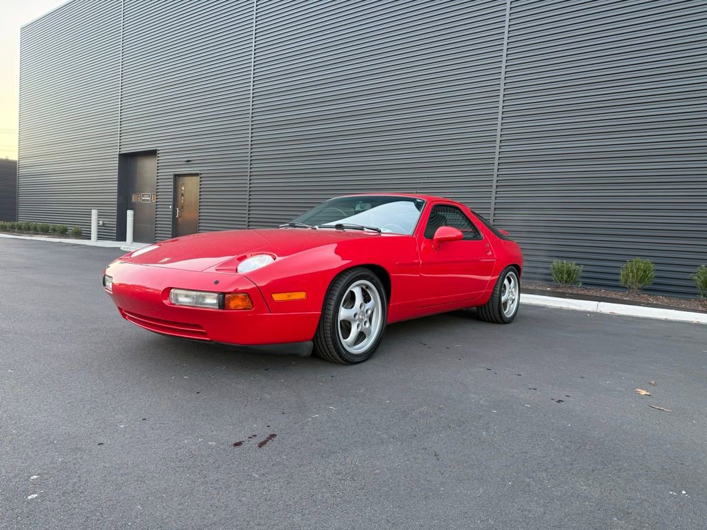 Used 1994 Porsche 928 GTS RWD image 4