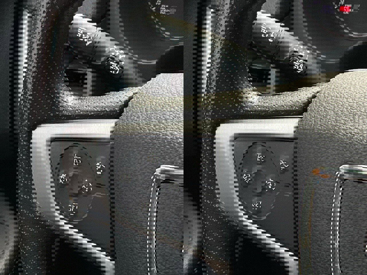 Used 2024 GMC Terrain SLE image 23