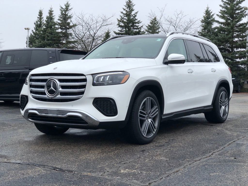 New 2026 Mercedes-Benz GLS 450 4MATIC image 3