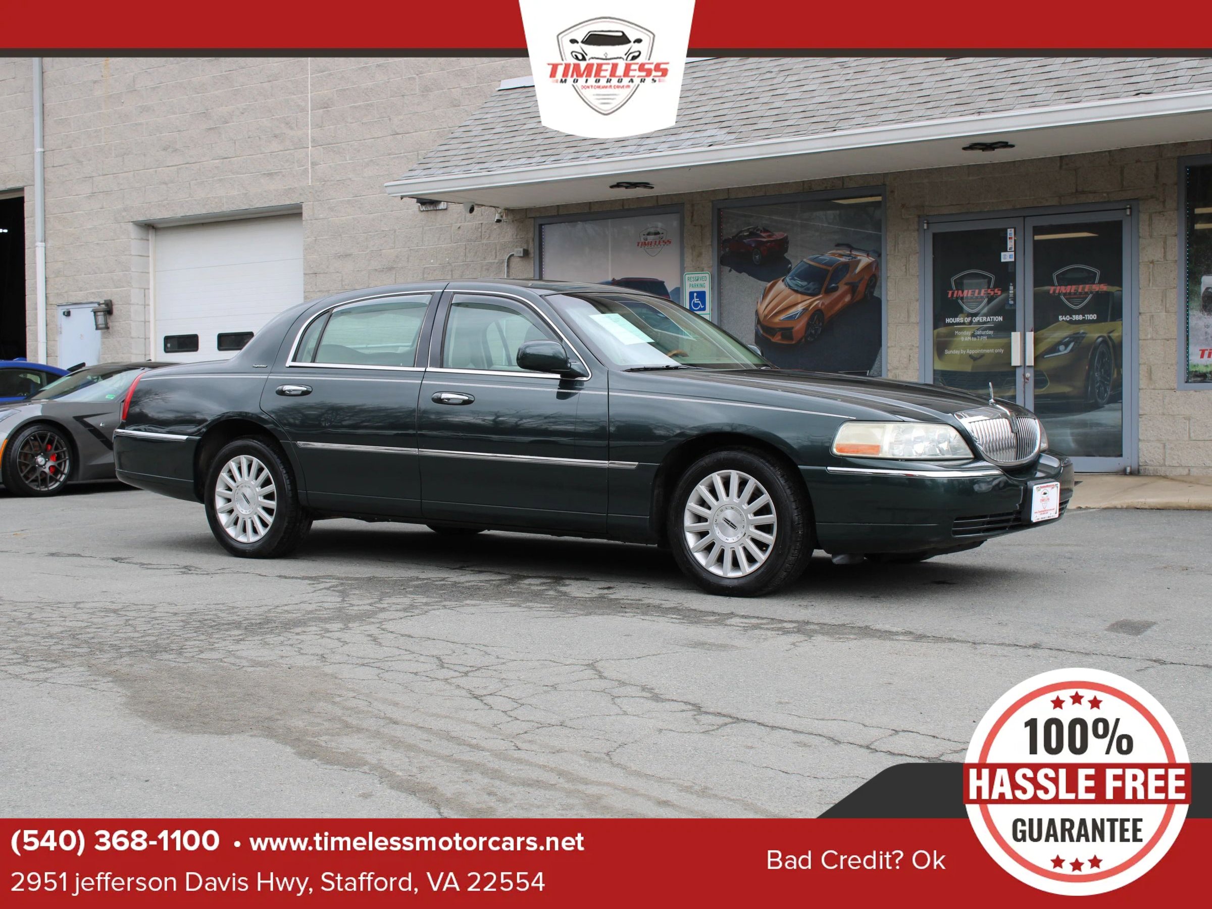 Used 2003 Lincoln Town Car Signature image 1