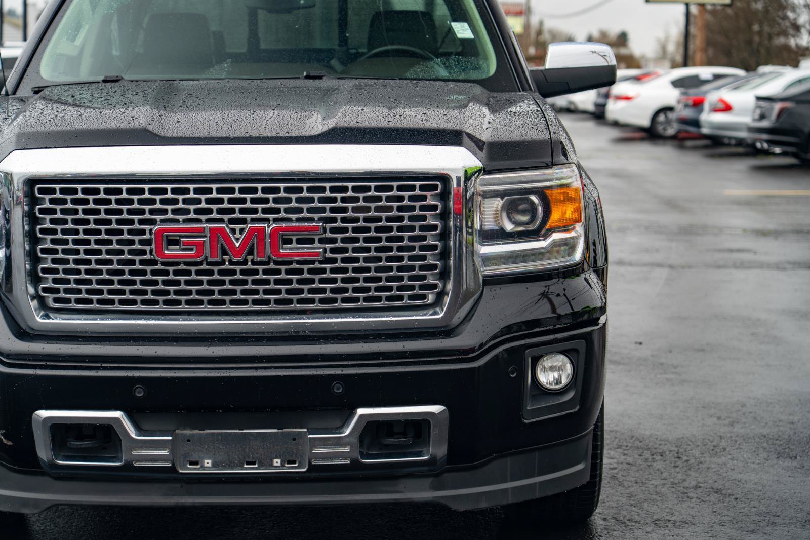 Used 2015 GMC Sierra 1500 Denali w/ Driver Alert Package AWD/4WD image 5