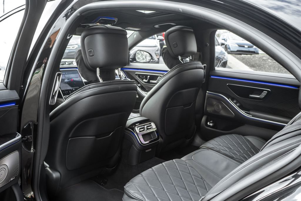 Used 2021 Mercedes-Benz S 580 4MATIC Sedan image 32