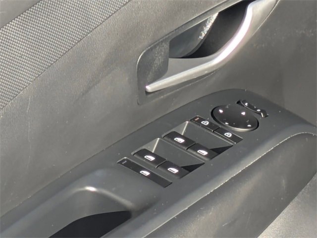 Certified 2025 Hyundai Tucson SE image 12