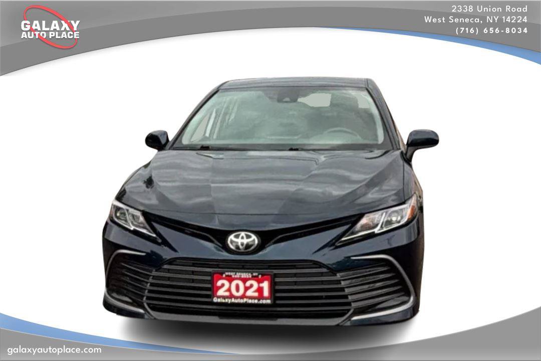 Used 2021 Toyota Camry LE FWD image 2