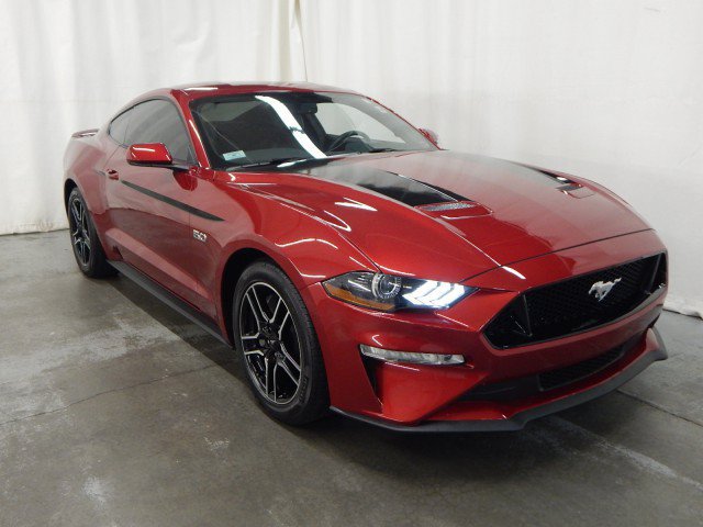 Used 2018 Ford Mustang GT RWD image 2