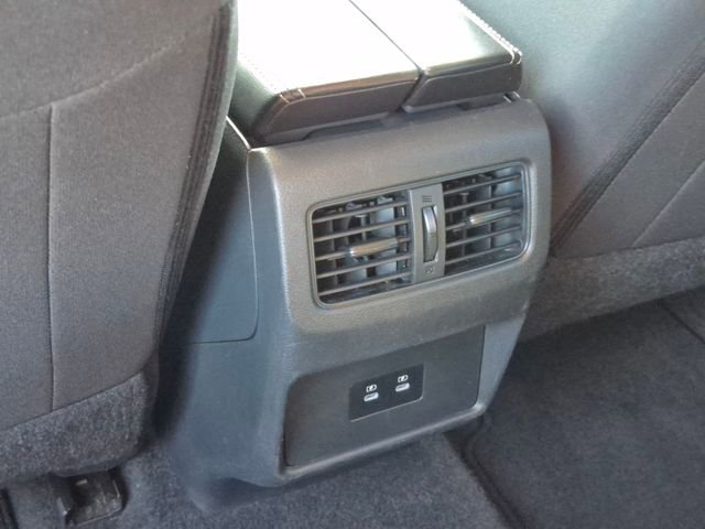 Used 2024 Nissan Rogue SV FWD image 15