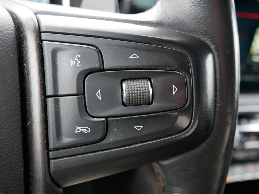 Used 2022 GMC Sierra 1500 AT4 image 24