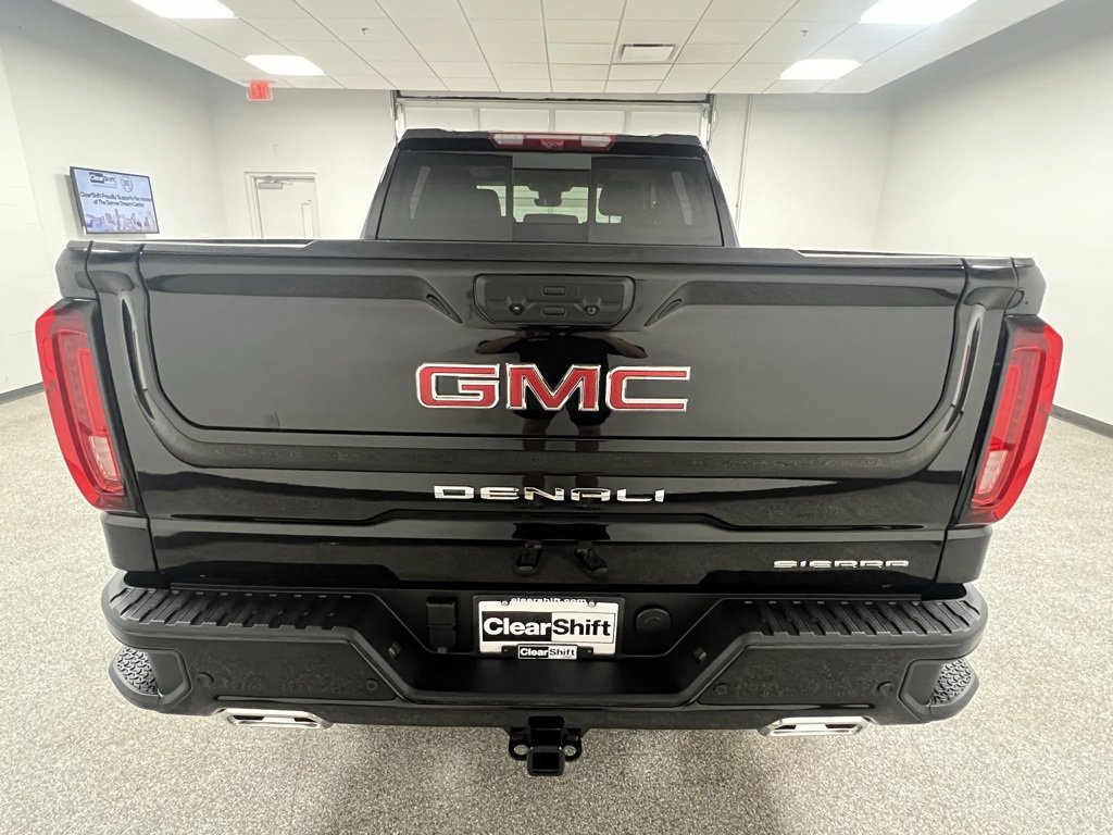 Used 2025 GMC Sierra 1500 Denali w/ Denali Reserve Package image 11
