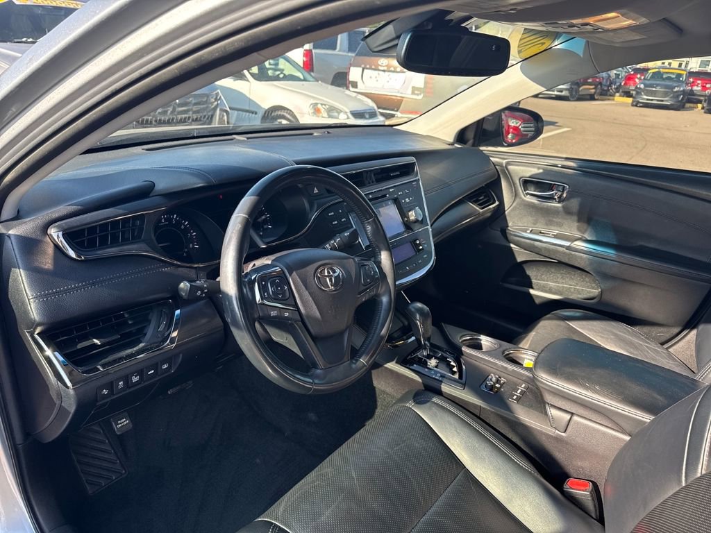 Used 2018 Toyota Avalon Limited w/ All Weather Liner Package image 17