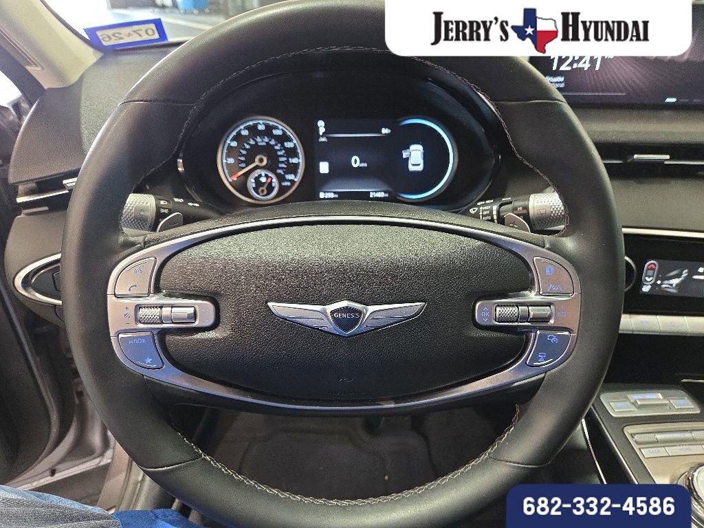 Used 2025 Genesis GV70 2.5T AWD/4WD image 13