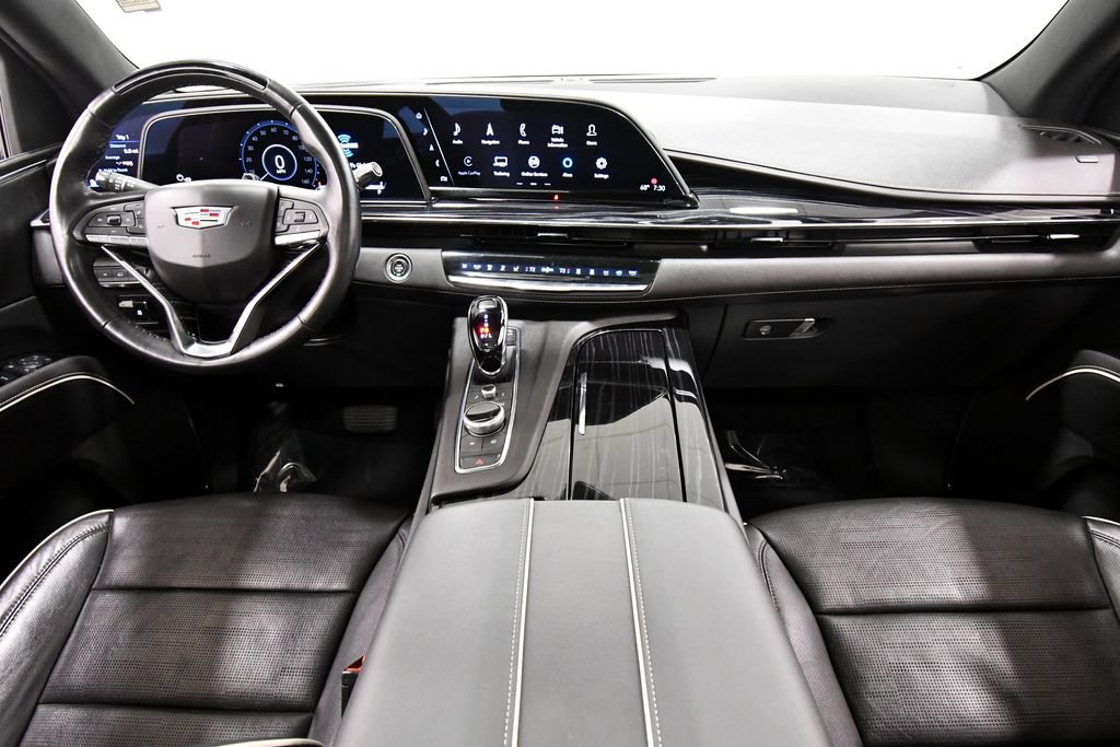 Used 2022 Cadillac Escalade Sport w/ Touring Package AWD/4WD image 3