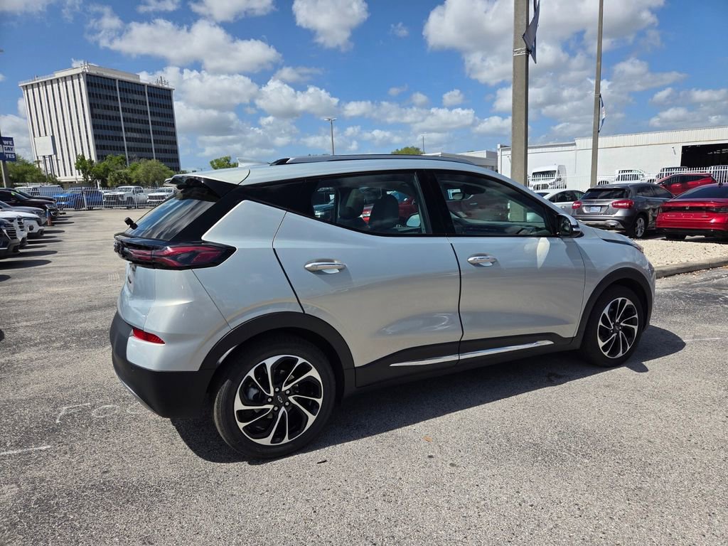 Certified 2023 Chevrolet Bolt EUV Premier w/ Sun & Sound Package image 14