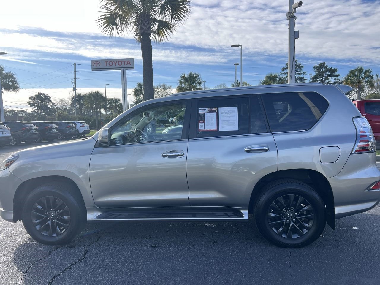 Used 2022 Lexus GX 460 Premium w/ Premium Plus Package AWD/4WD image 7