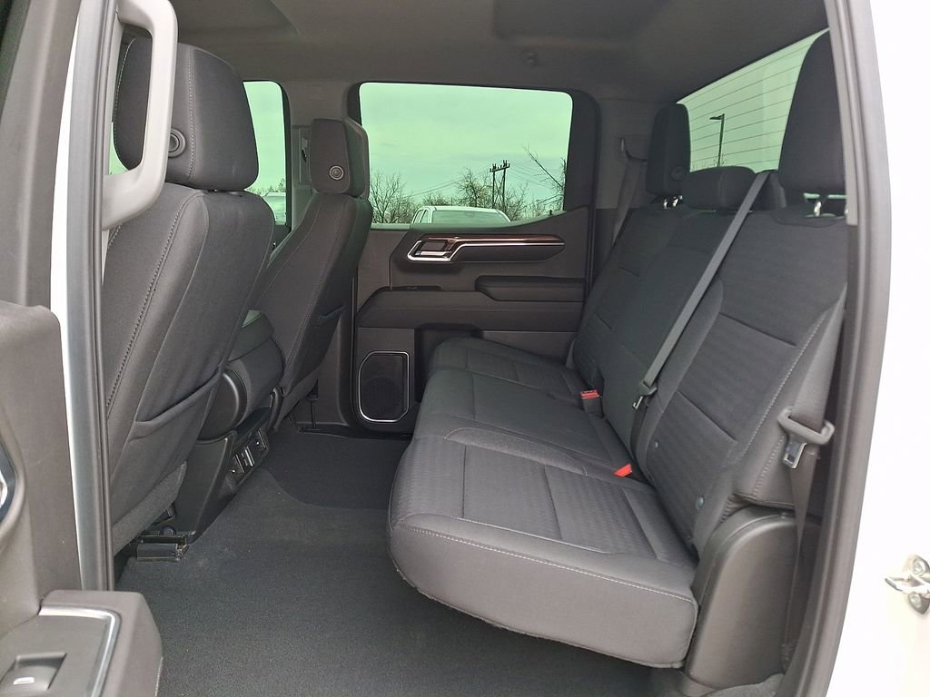 Used 2023 Chevrolet Silverado 1500 LT AWD/4WD image 13