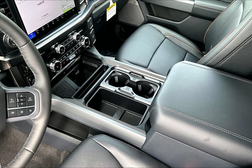 New 2026 Ford F250 Lariat w/ Black Appearance Package AWD/4WD image 8
