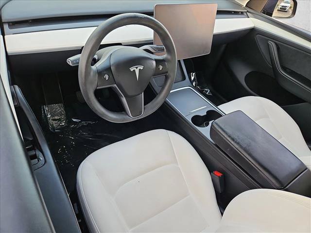 Used 2023 Tesla Model Y Long Range AWD/4WD image 10