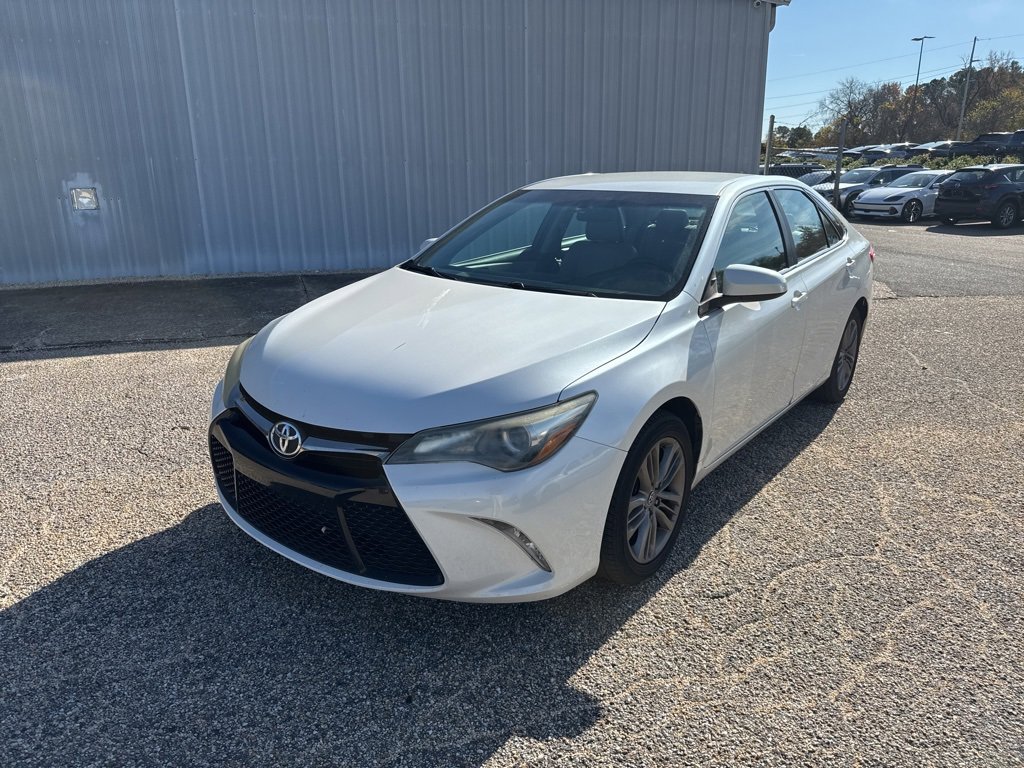 Used 2015 Toyota Camry SE