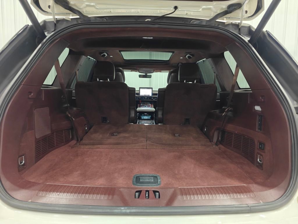 Used 2020 Lincoln Aviator Black Label w/ Dynamic Handling Package image 46