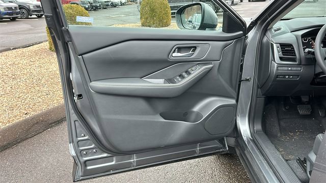 New 2026 Nissan Rogue SV w/ Cold Weather Package image 8