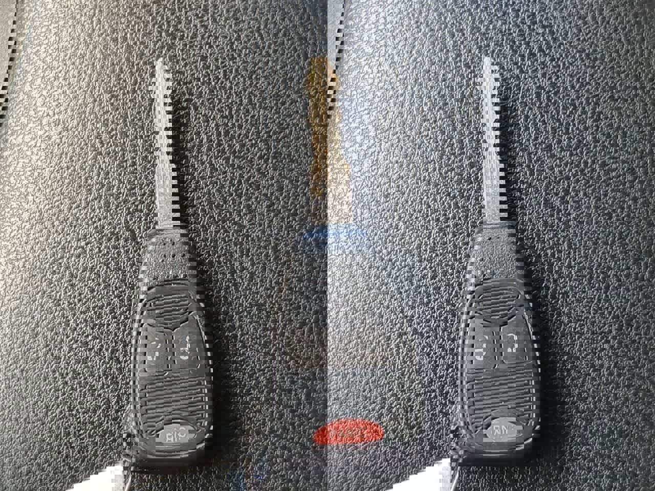 Used 2015 Jeep Wrangler Unlimited Sahara w/ Connectivity Group image 34