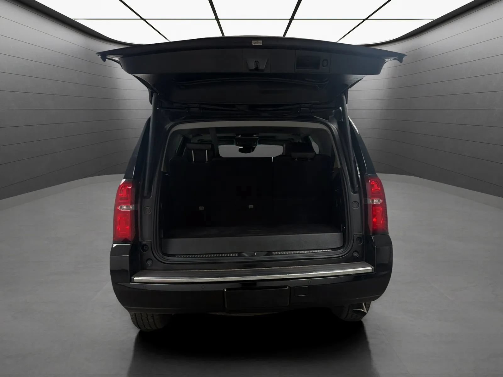 Used 2018 Chevrolet Tahoe Premier RWD image 20