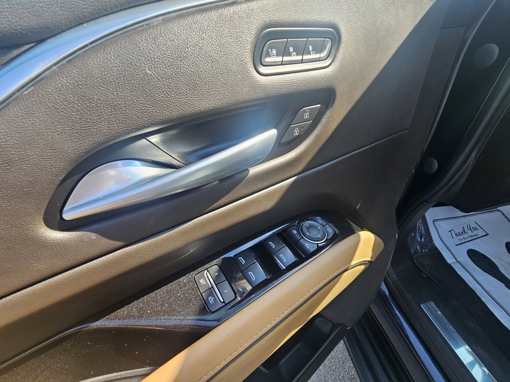 Used 2023 Cadillac Escalade Premium Luxury w/ LPO, Radiant Package image 24