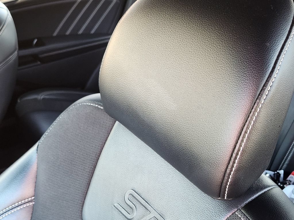Used 2019 Ford Edge ST w/ Equipment Group 401A AWD/4WD image 31