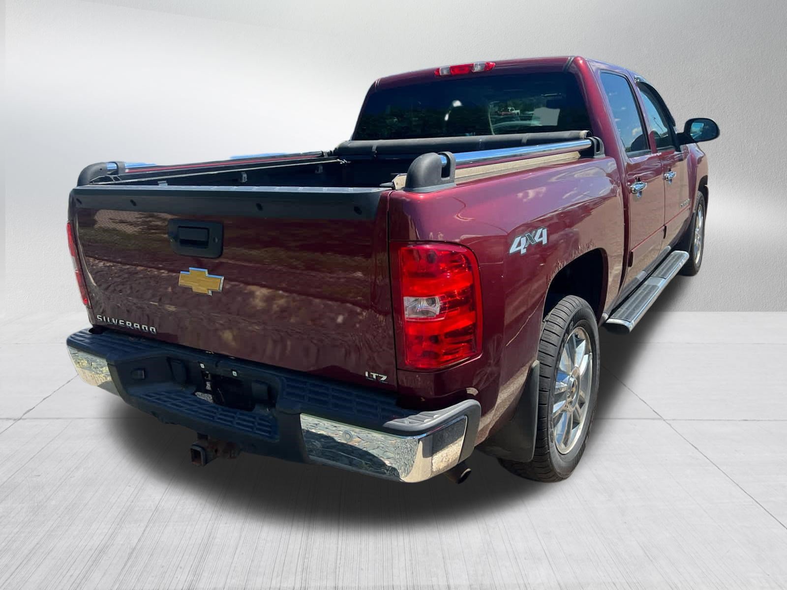Used 2013 Chevrolet Silverado 1500 LTZ w/ LTZ Plus Package AWD/4WD image 3