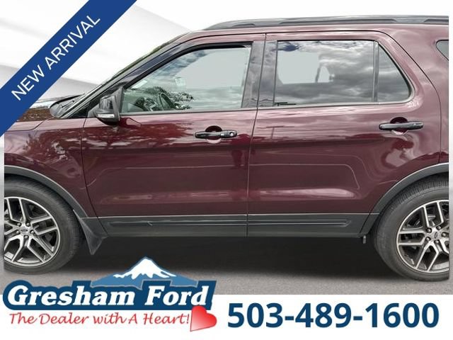 Used 2018 Ford Explorer Sport w/ Equipment Group 401A AWD/4WD image 2