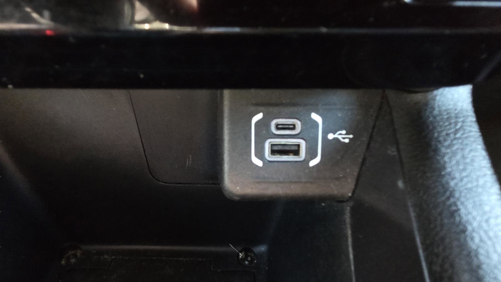 Used 2022 Jeep Compass Sport image 29