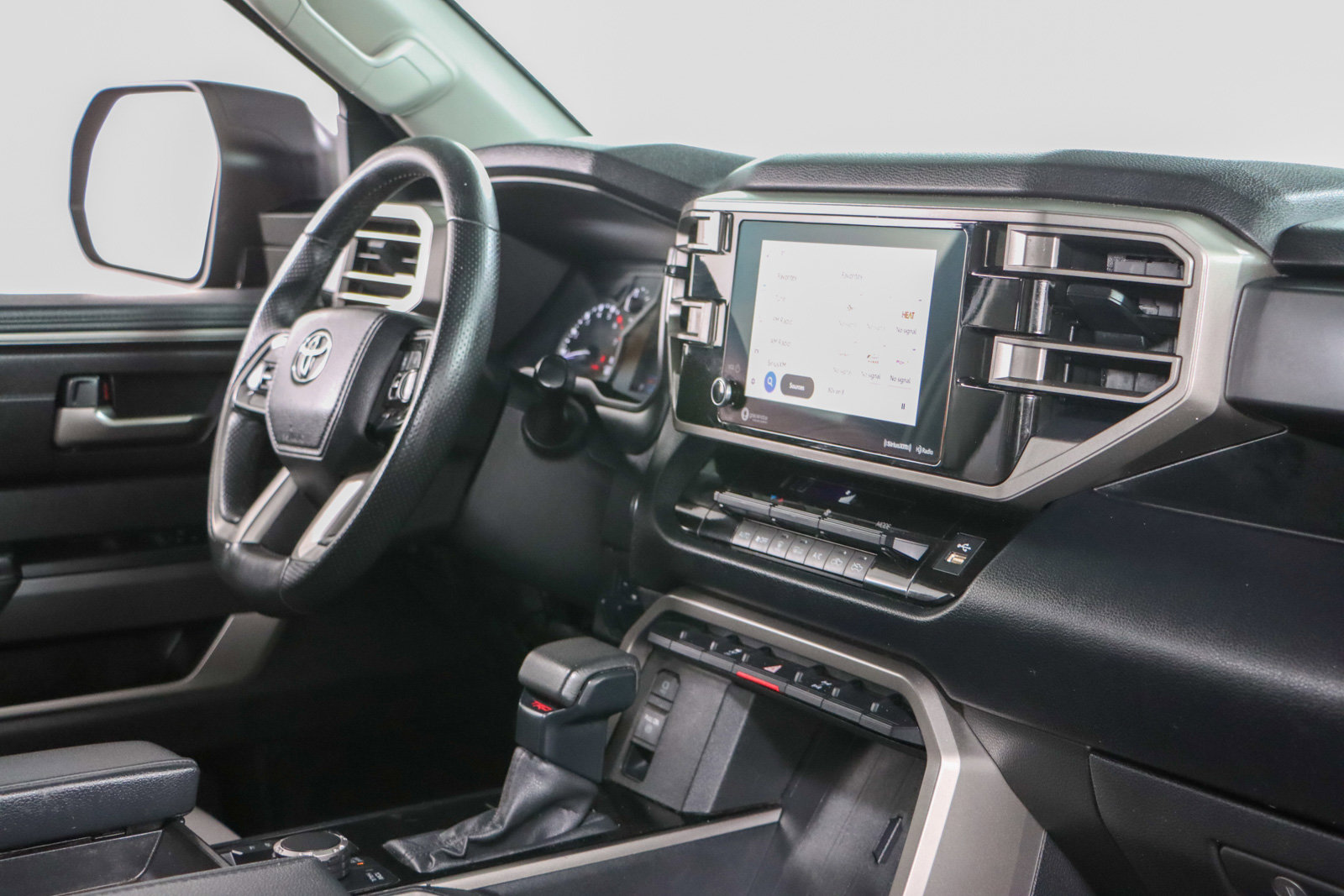 Used 2023 Toyota Tundra SR5 w/ TRD Off-Road Package image 26