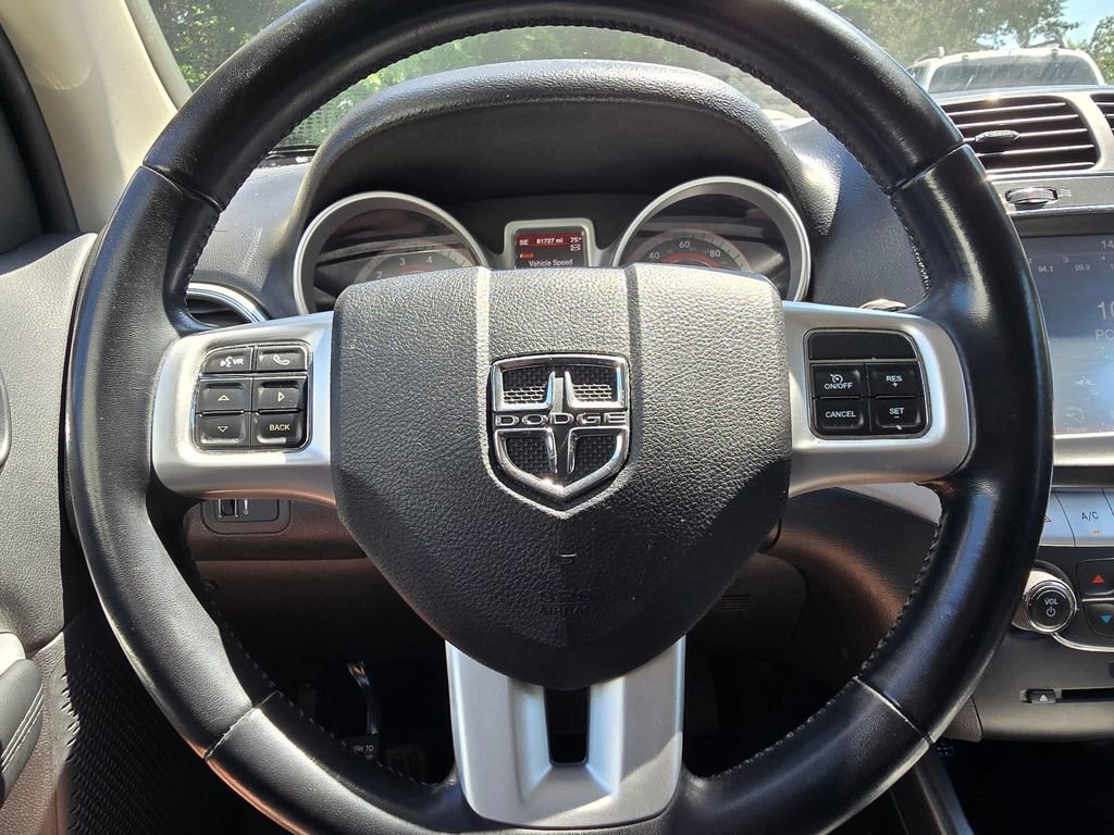 Used 2019 Dodge Journey SE FWD image 15