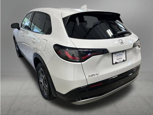 Certified 2024 Honda HR-V EX-L image 4