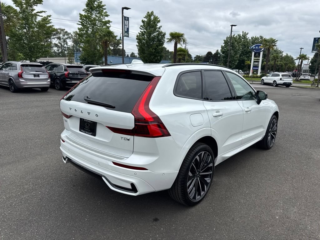 New 2026 Volvo XC60 T8 Ultra w/ Protection Package Premier AWD/4WD image 7
