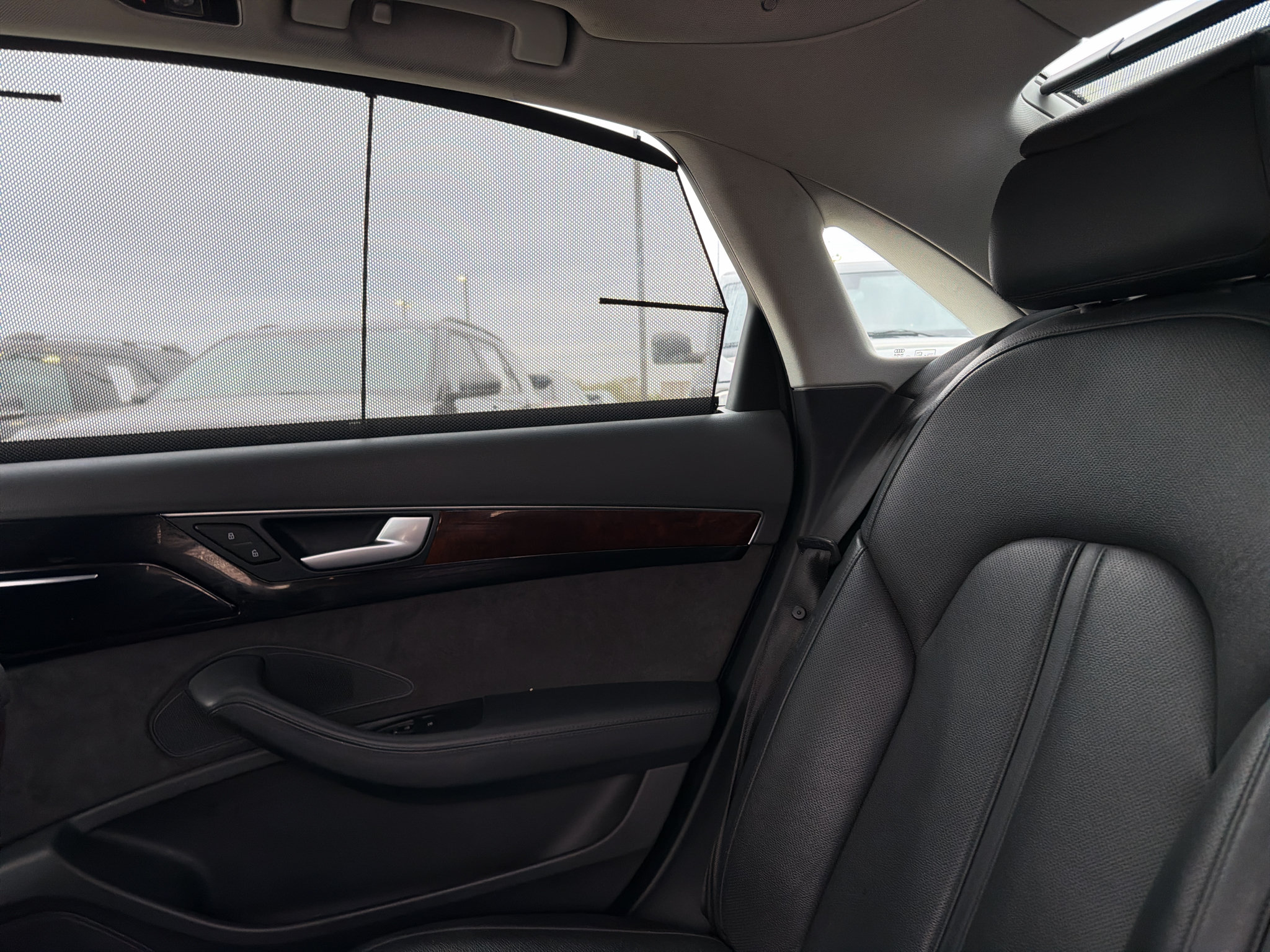 Used 2015 Audi A8 L 4.0T AWD/4WD image 26