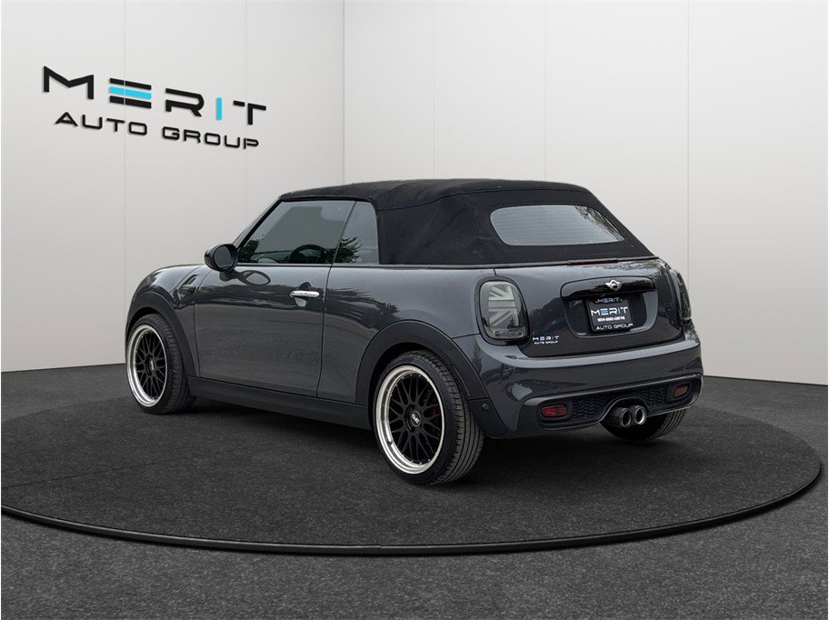 Used 2018 MINI Cooper S image 7