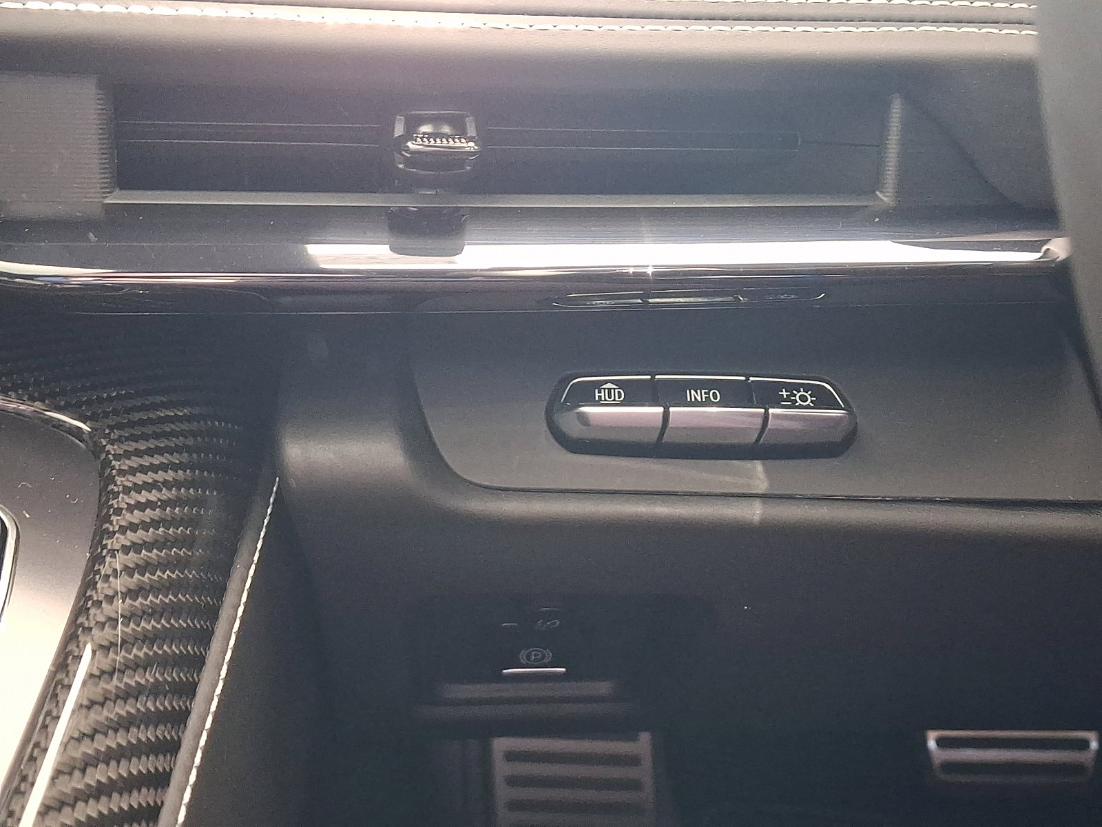 Used 2024 Chevrolet Corvette Z06 w/ Stealth Interior Trim Package image 21