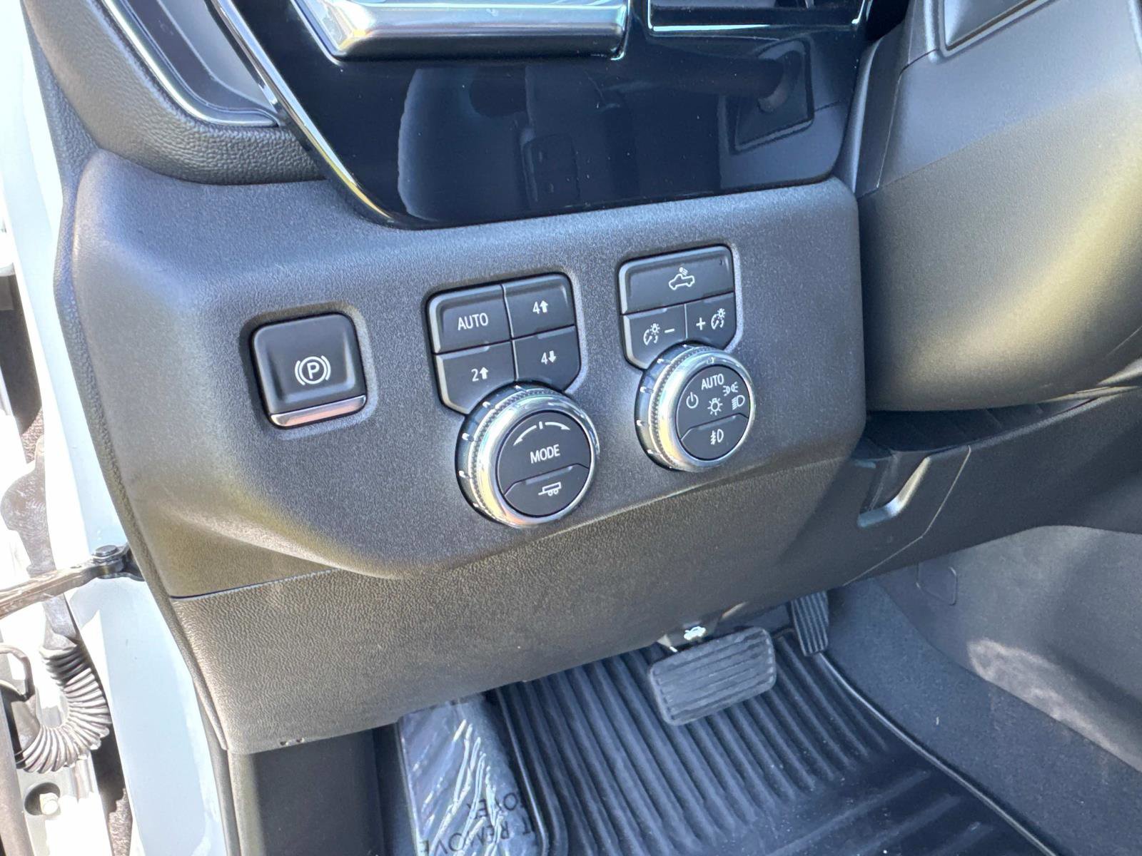 Used 2026 GMC Sierra 1500 Elevation w/ Preferred Package AWD/4WD image 31