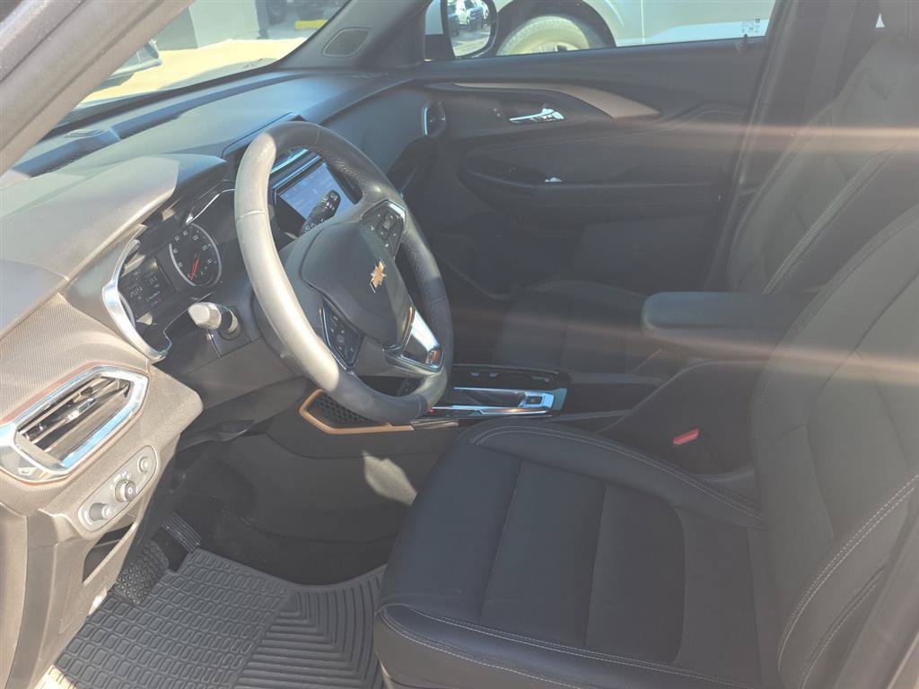 Used 2021 Chevrolet TrailBlazer ACTIV w/ Sun and Liftgate Package FWD image 10
