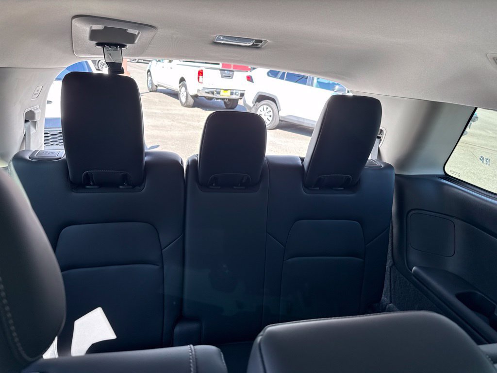 New 2026 Nissan Pathfinder SL AWD/4WD image 12