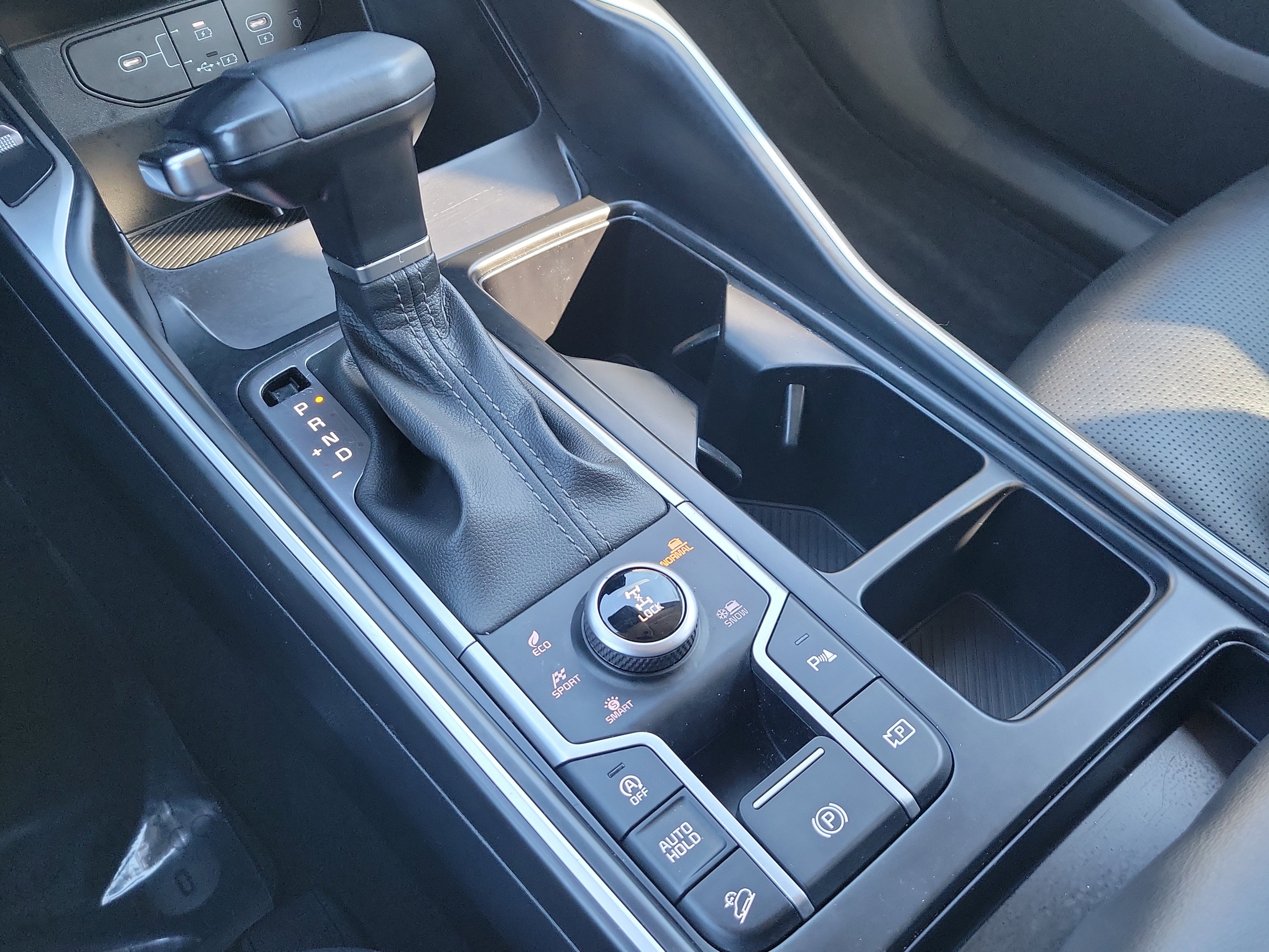 Used 2025 Kia Sorento S w/ Panoramic Sunroof Package AWD/4WD image 25