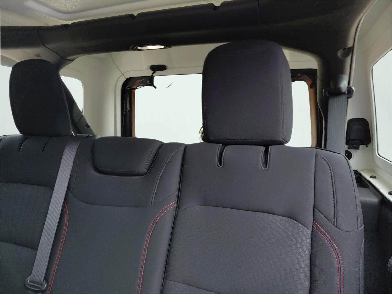 Used 2021 Jeep Wrangler Unlimited Rubicon image 36