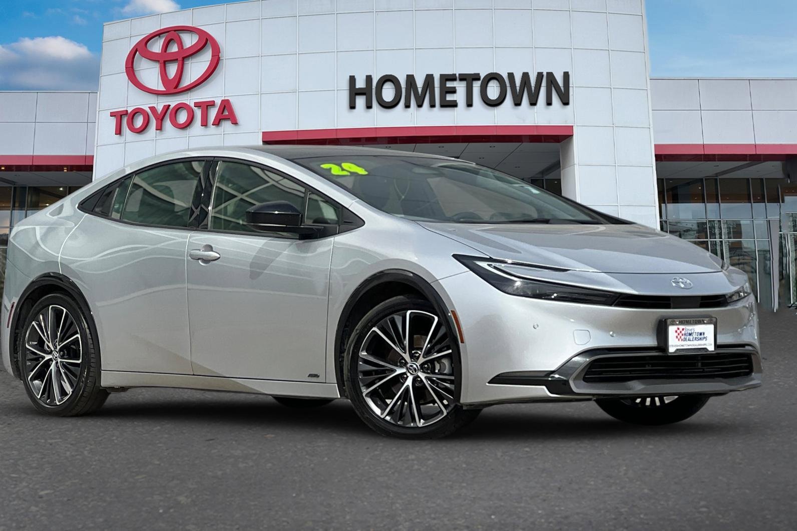 Certified 2024 Toyota Prius Limited image 2