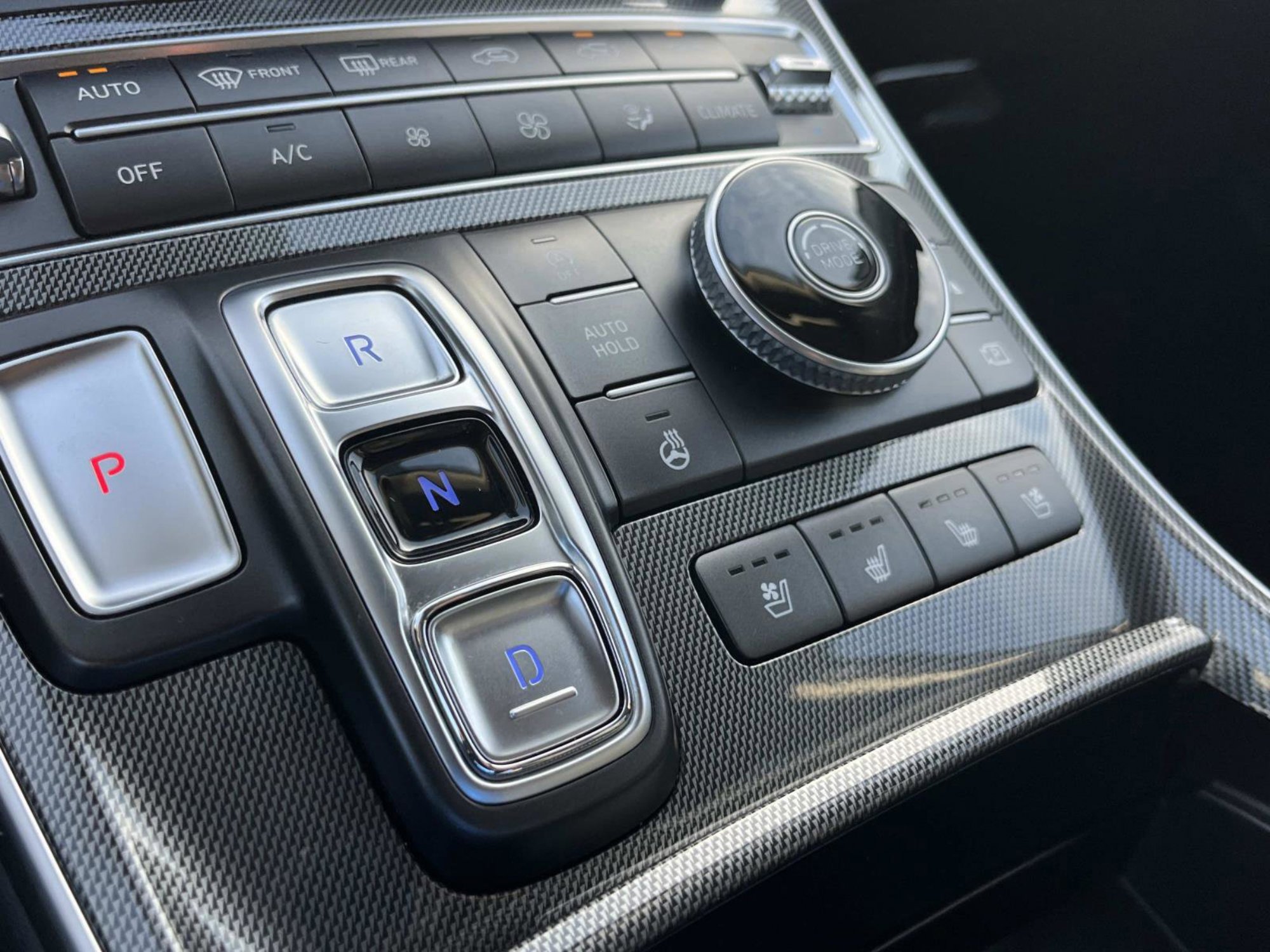 Used 2023 Hyundai Santa Fe Limited image 29