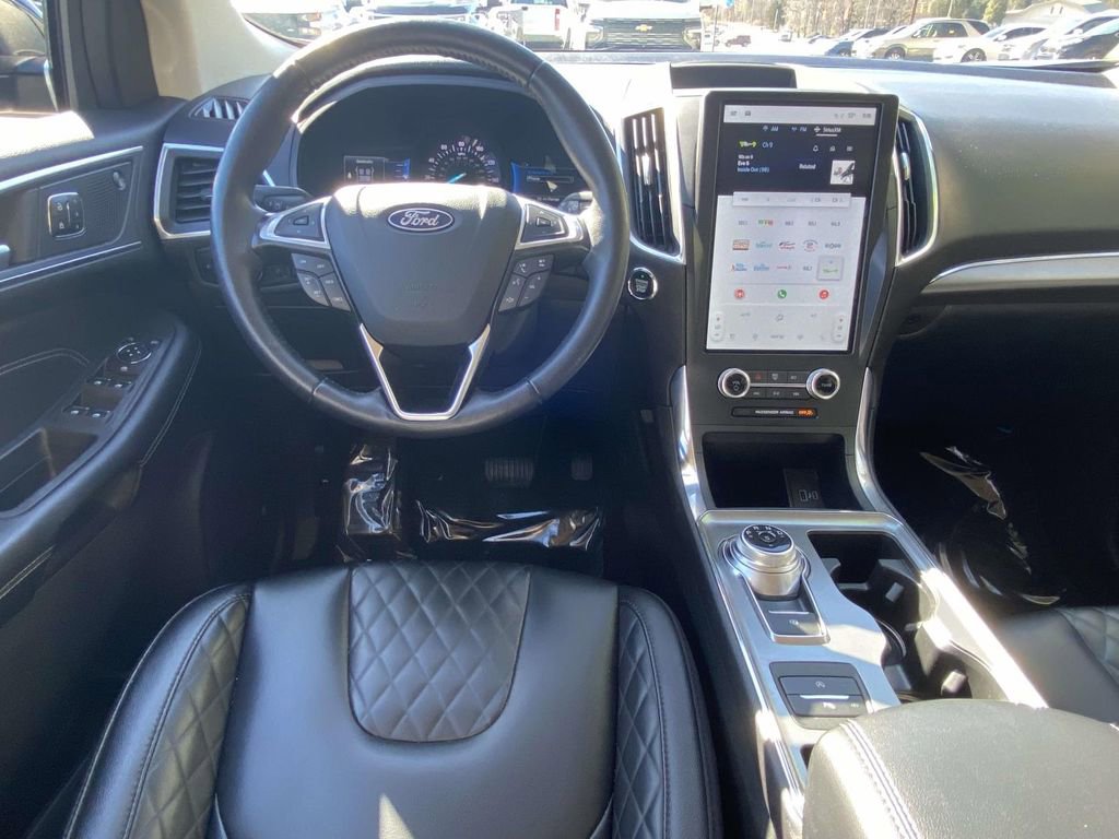 Used 2024 Ford Edge Titanium AWD/4WD image 9