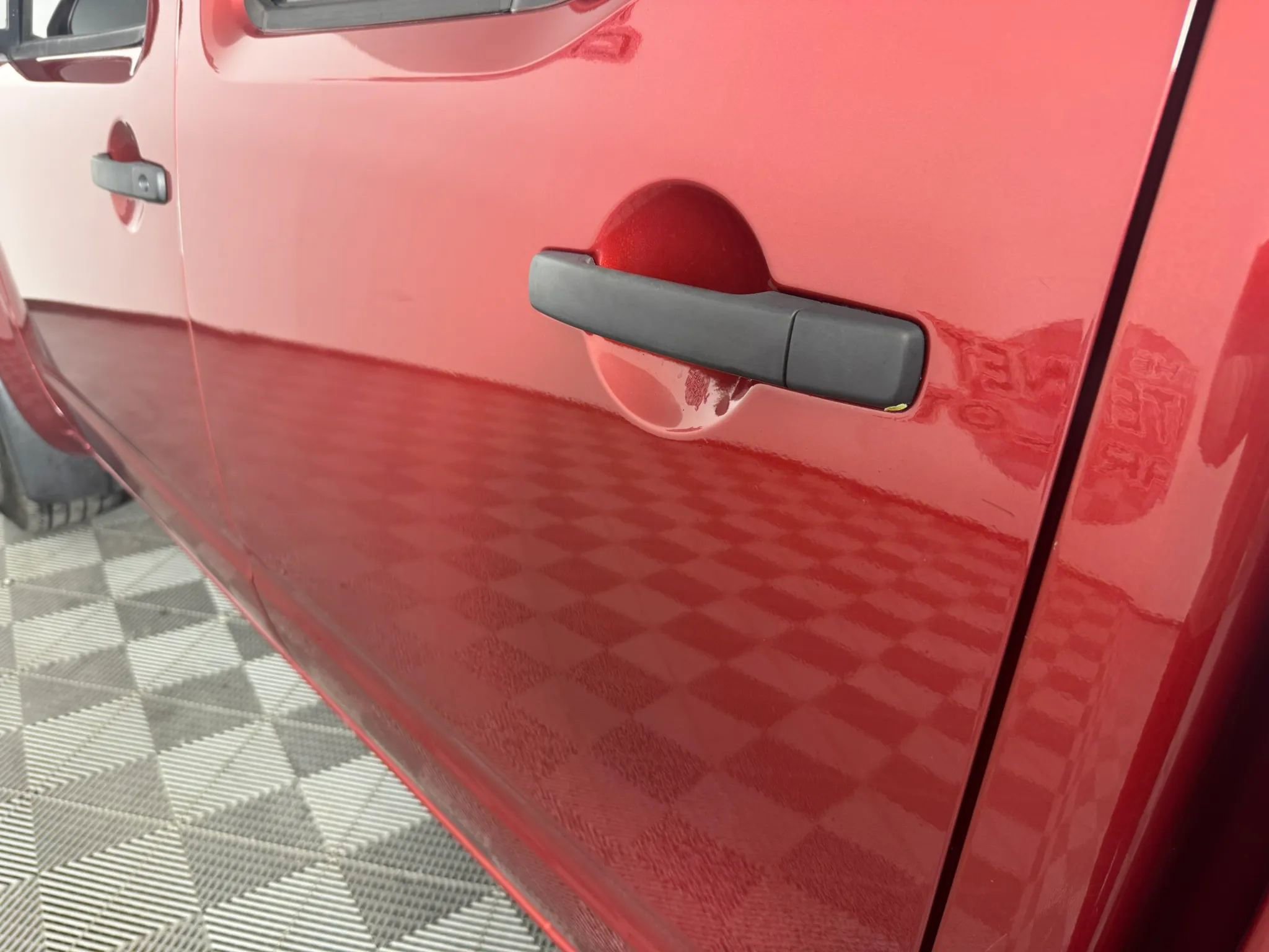 Used 2018 Nissan Frontier SV image 23