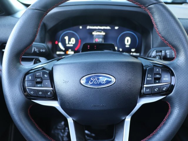 Used 2025 Ford Explorer ST w/ Sun And Sound Package AWD/4WD image 27